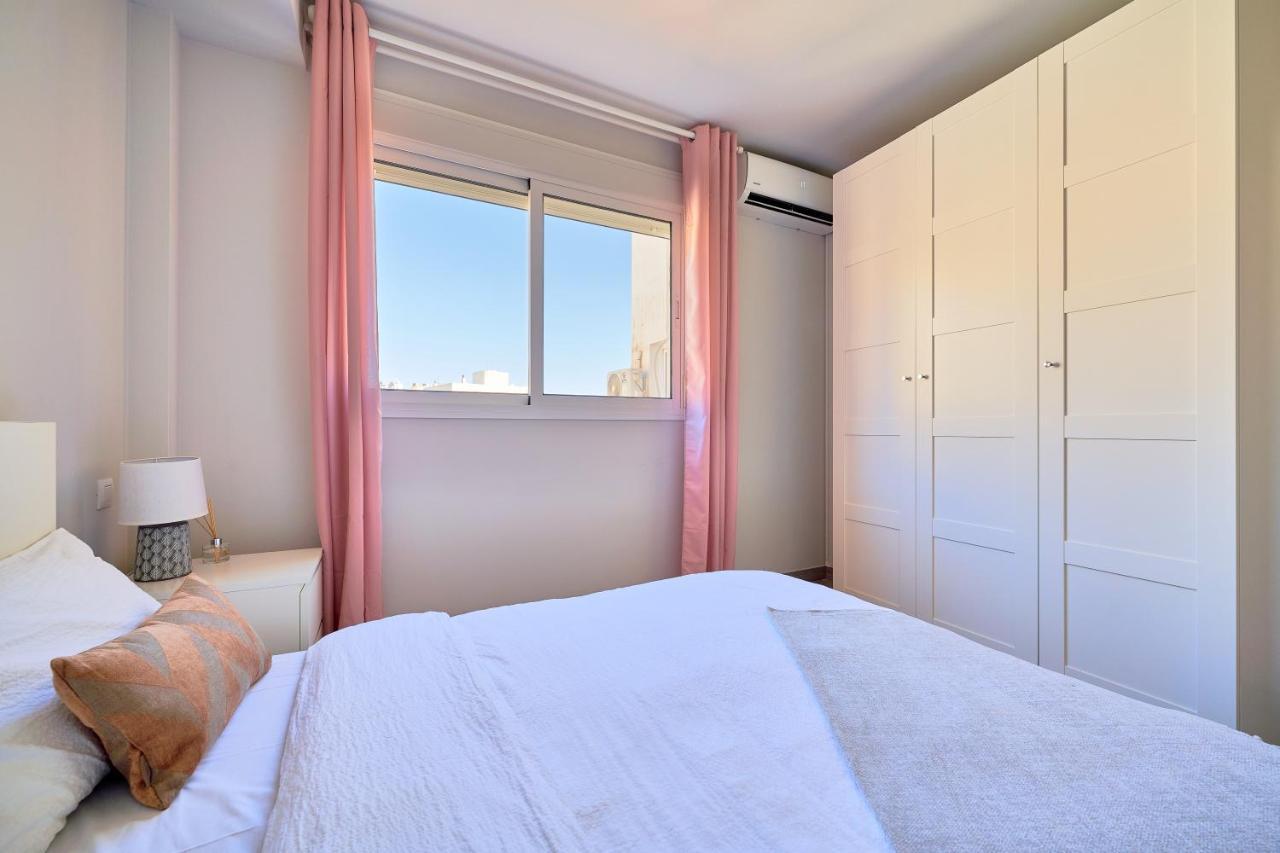 Charming And Bright Flat In The Heart Of Malaga Lejlighed Eksteriør billede