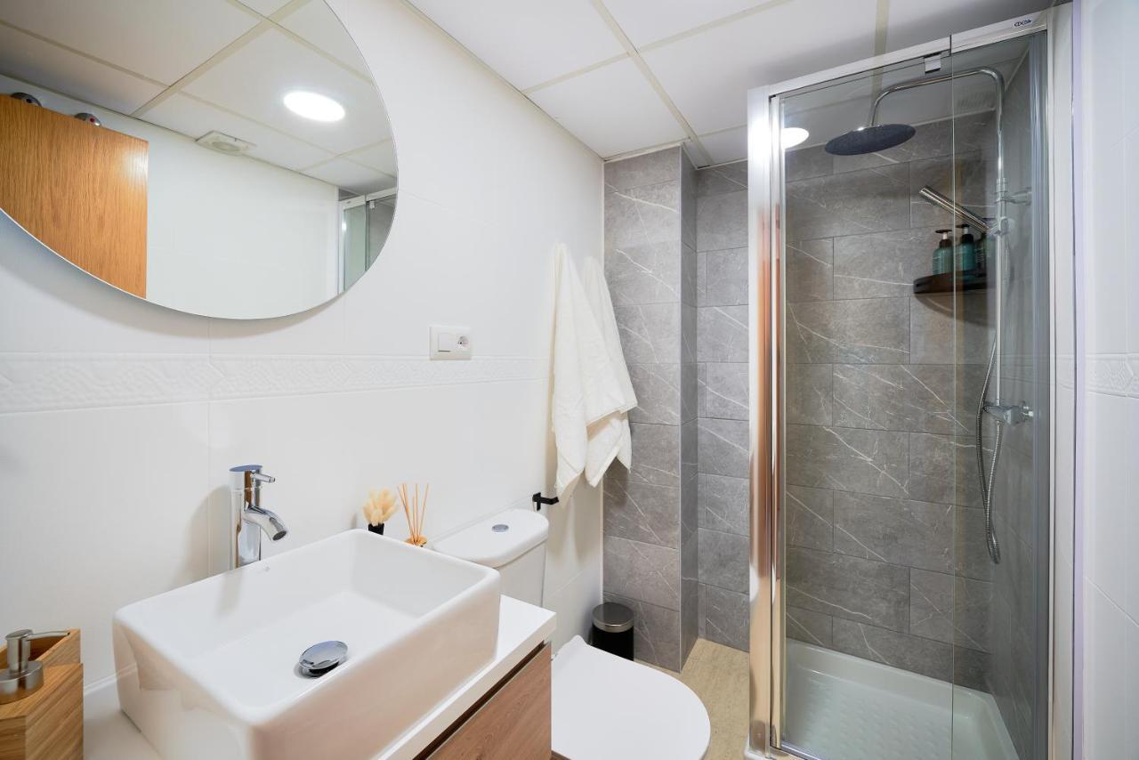 Charming And Bright Flat In The Heart Of Malaga Lejlighed Eksteriør billede